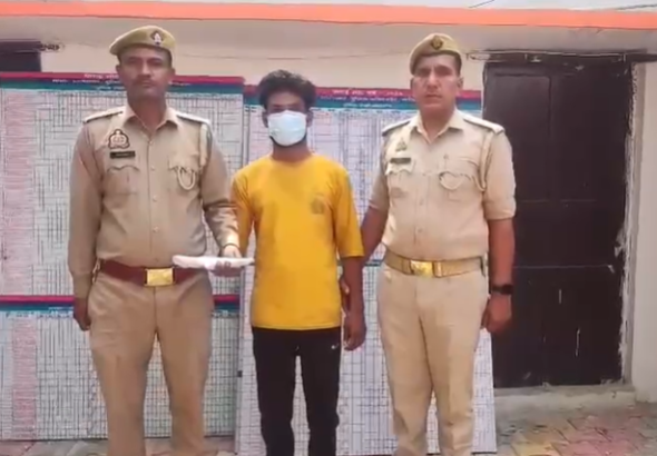 Modinagar illegal pistol arrest | Modinagar police arrested a youth with illegal .315 bore pistol after petrol pump dispute in Ghaziabad