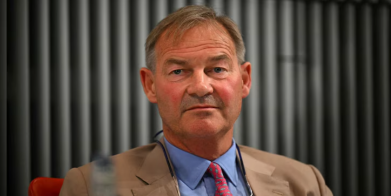 Rupert Lowe