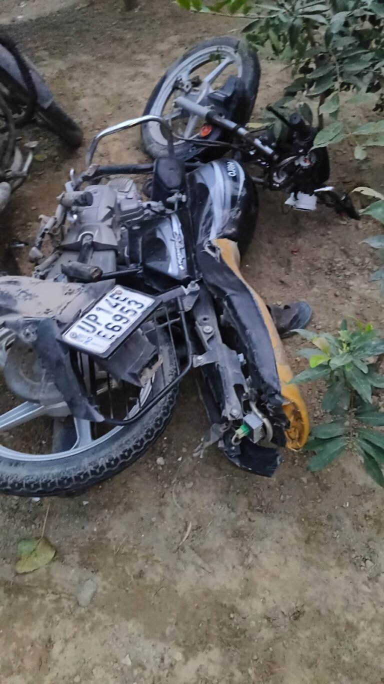 Road Accident on Hapur-Modinagar Road