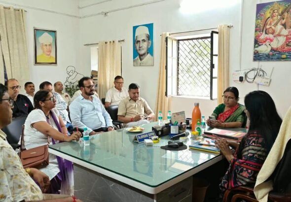 MLA Dr. Manju Shivach Meets Teachers
